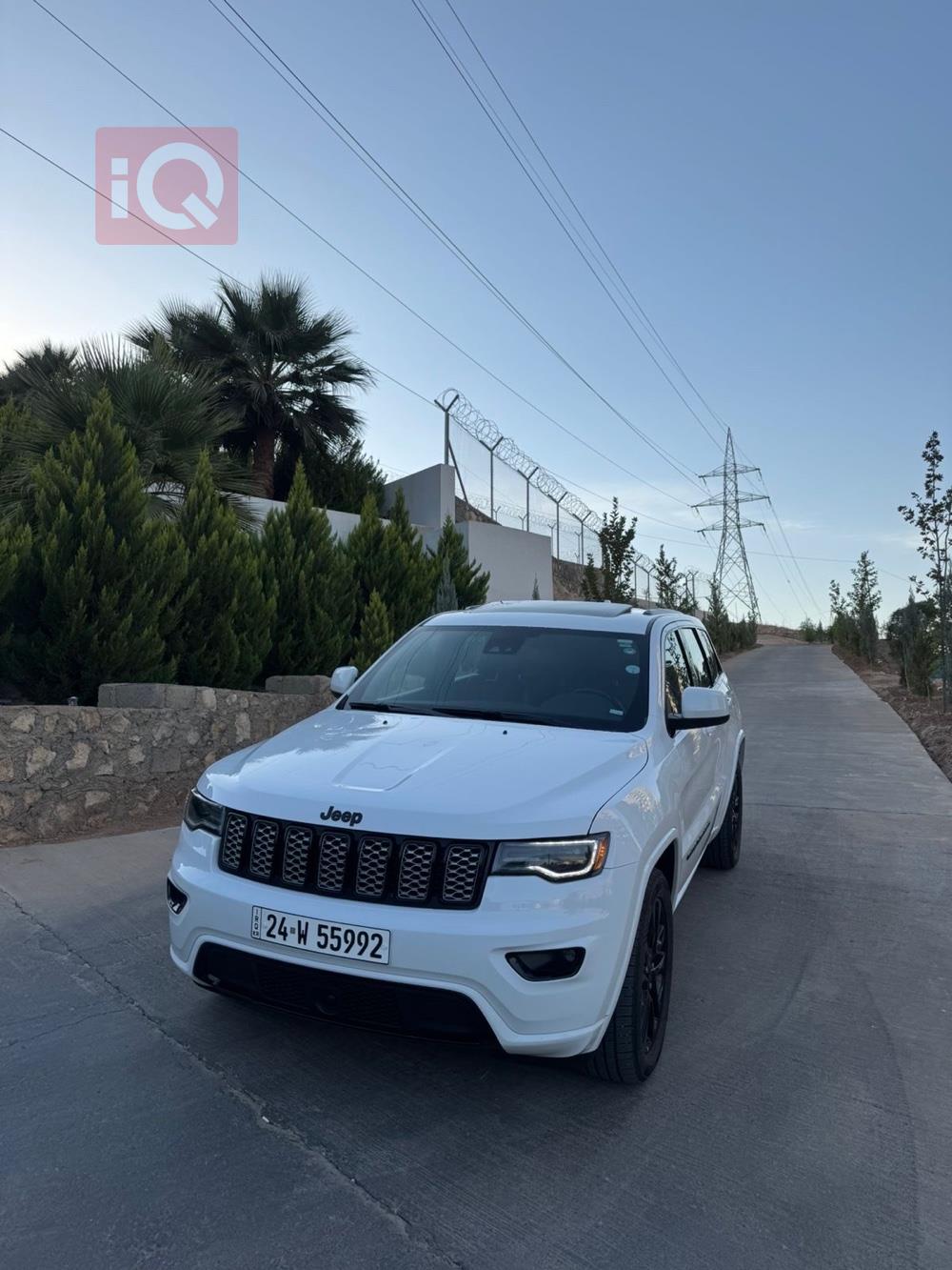 جیپ گراند شیرۆکی